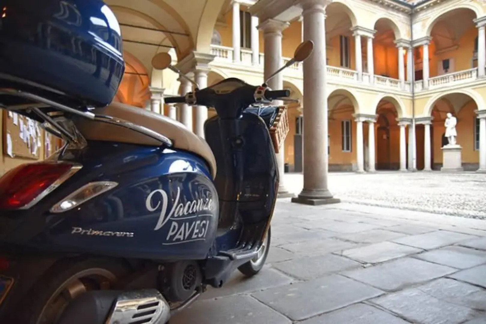 Arnaboldi Palace - Circolo