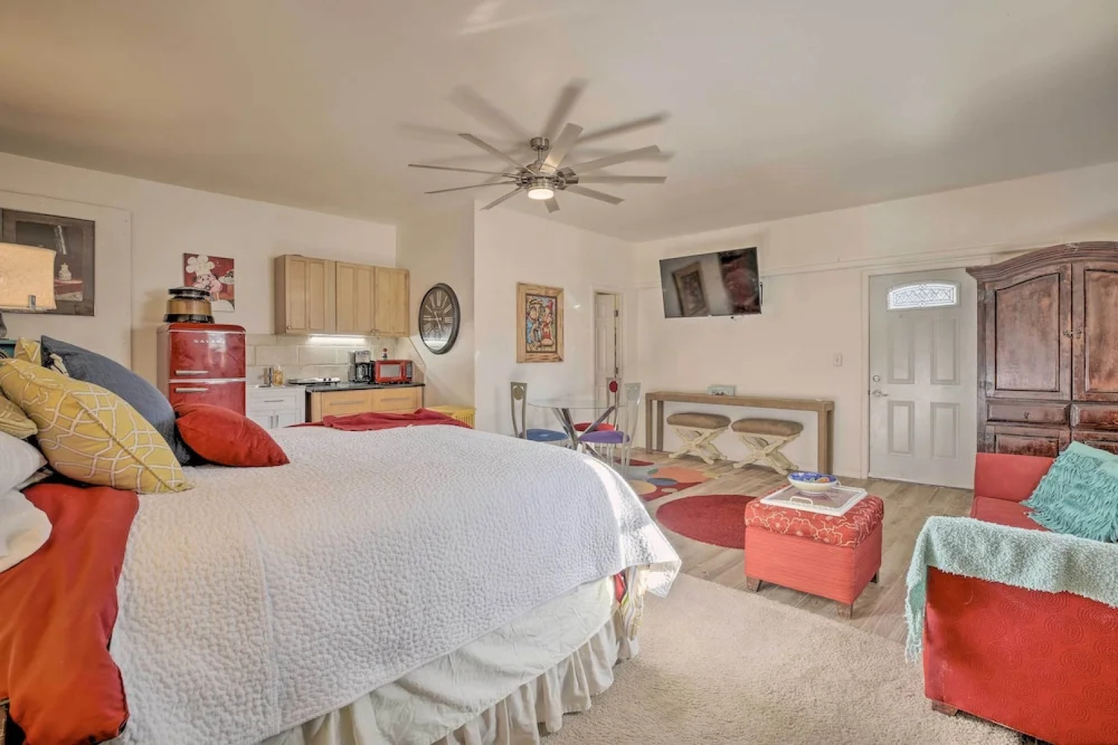 8 Mi to Stone Mountain Park: Lithonia Studio!