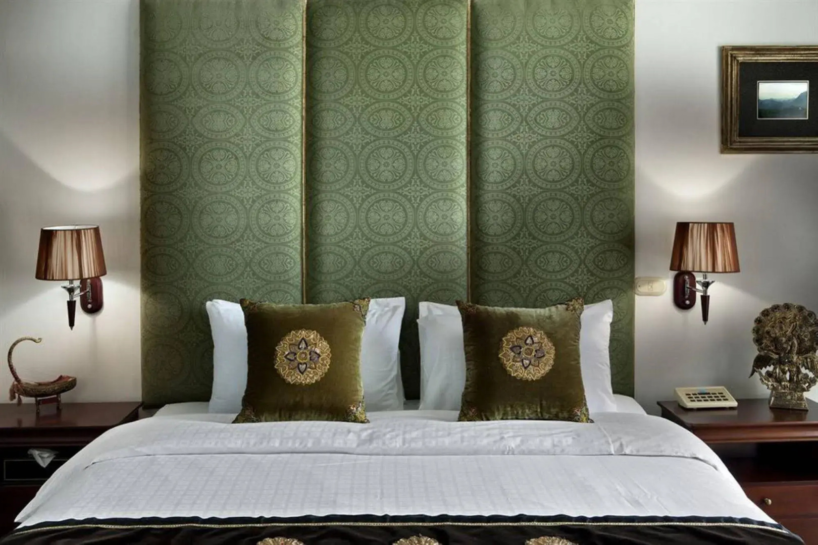 Mercure Mandalay Hill Resort