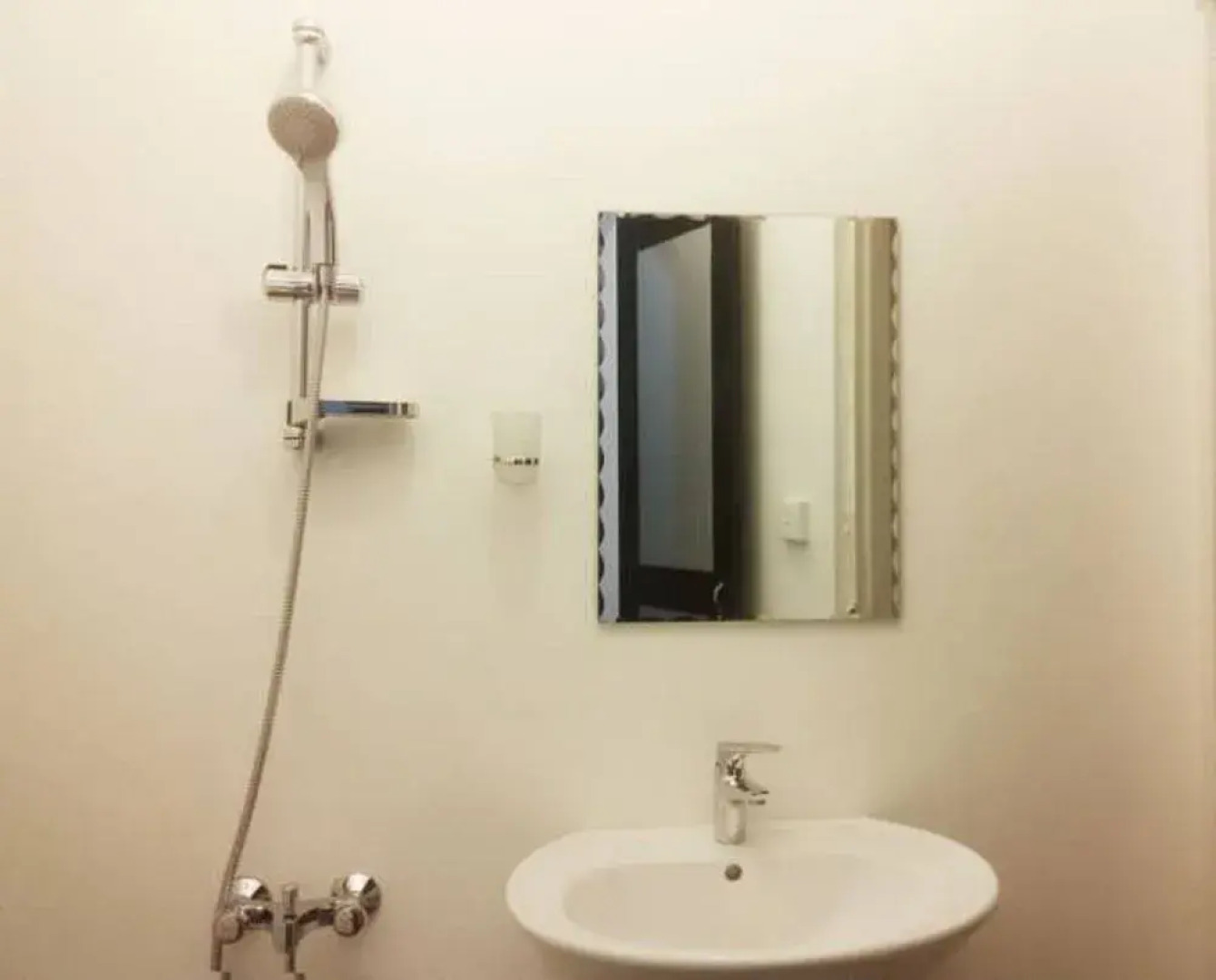 Miracle City Inn Hostel