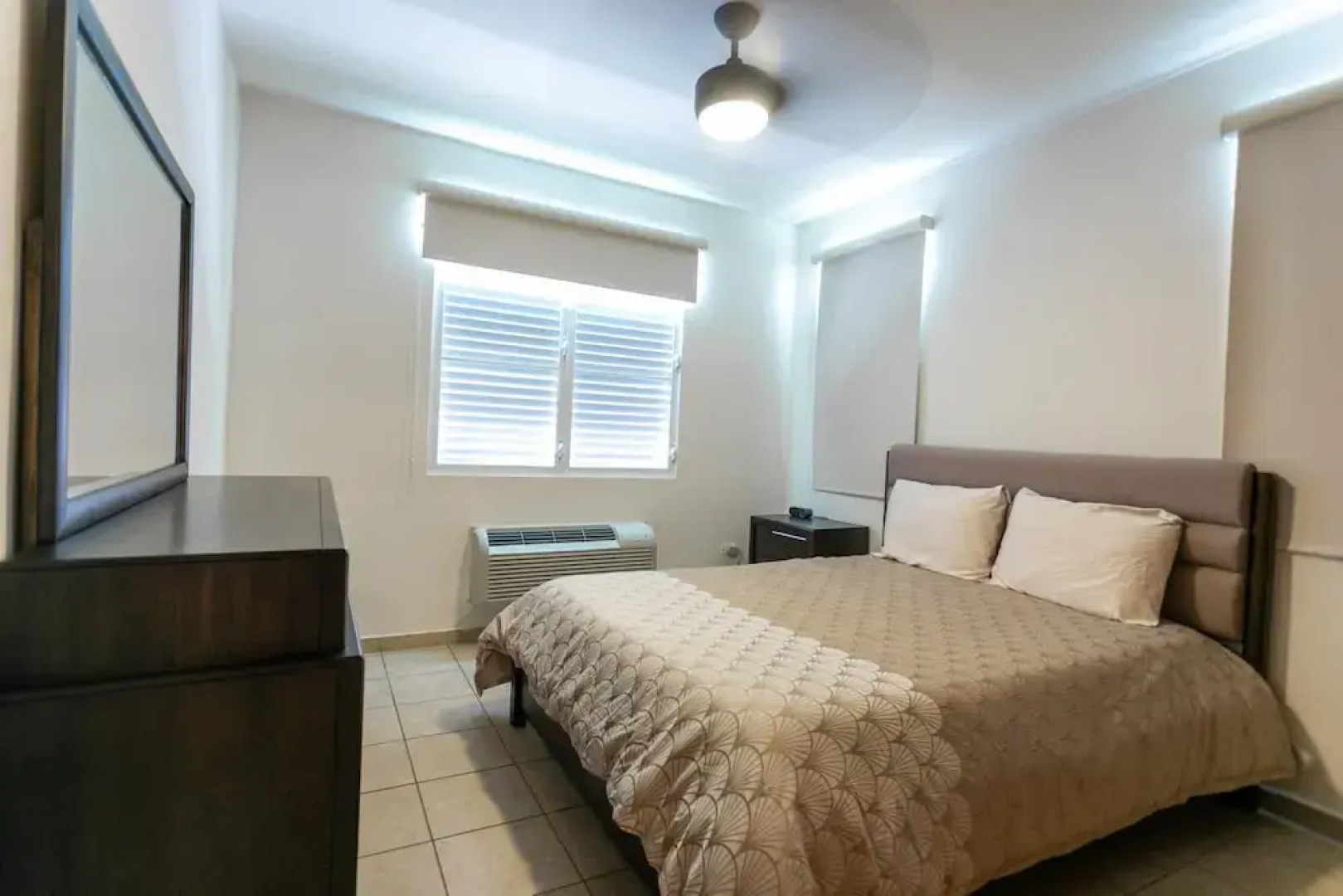 Ocean View Scenic and Amazing Villa Beautiful Pool Huge Rooftop Deck Hl9e