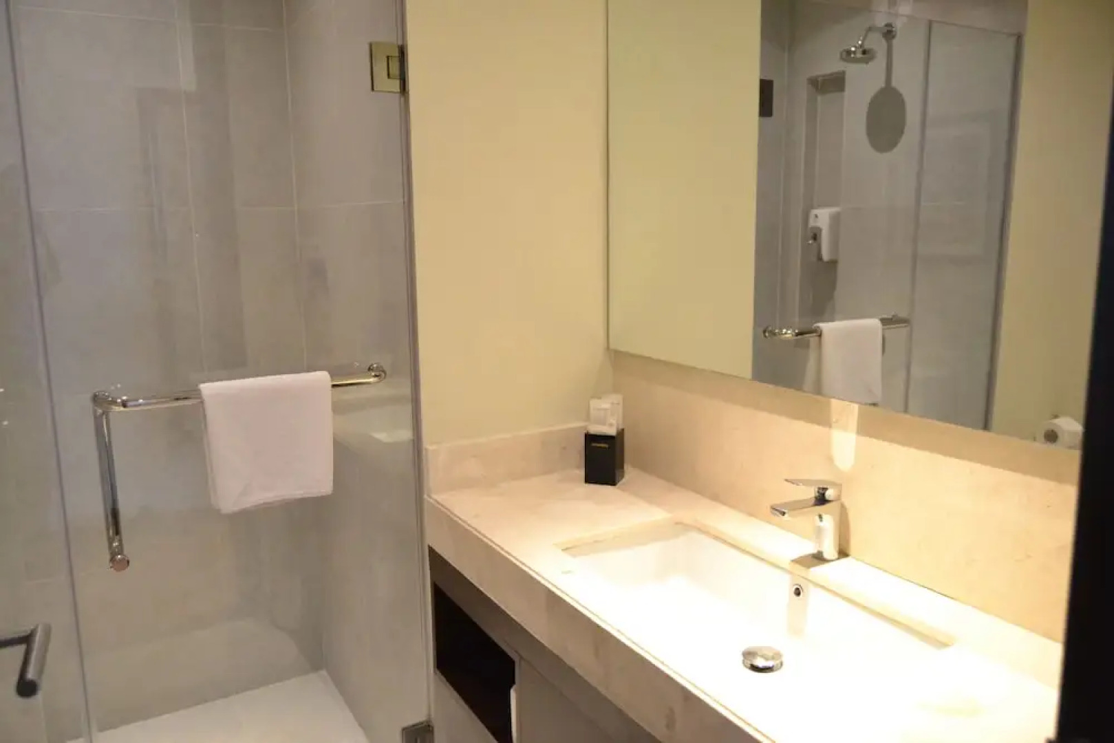 Premier Inn Surabaya Juanda