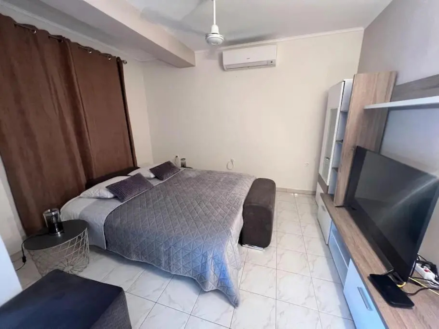 Studio Vesna with a terrace and sea view