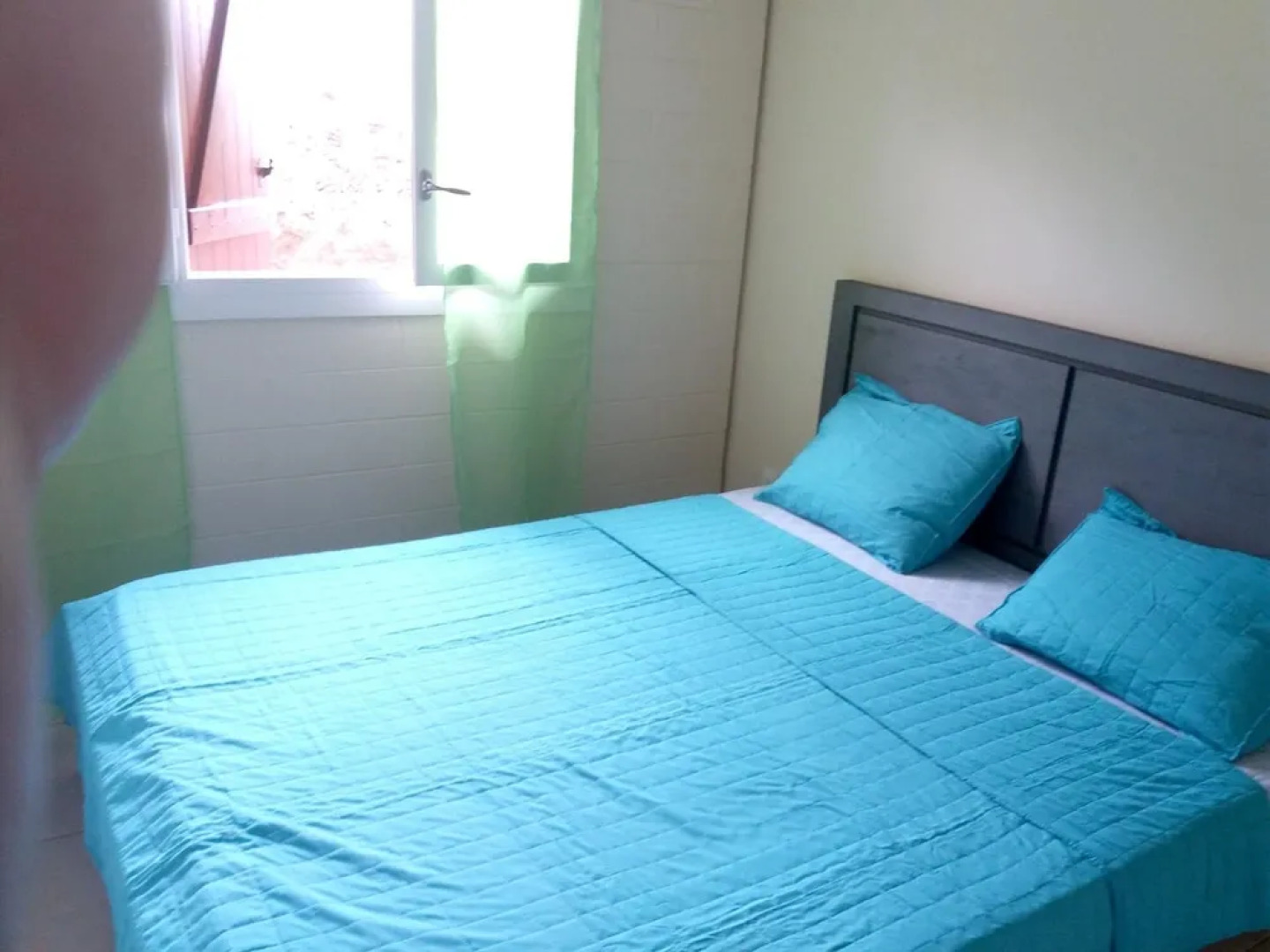 House With 2 Bedrooms in Petite-île, With Furnished Terrace - 5 km Fro