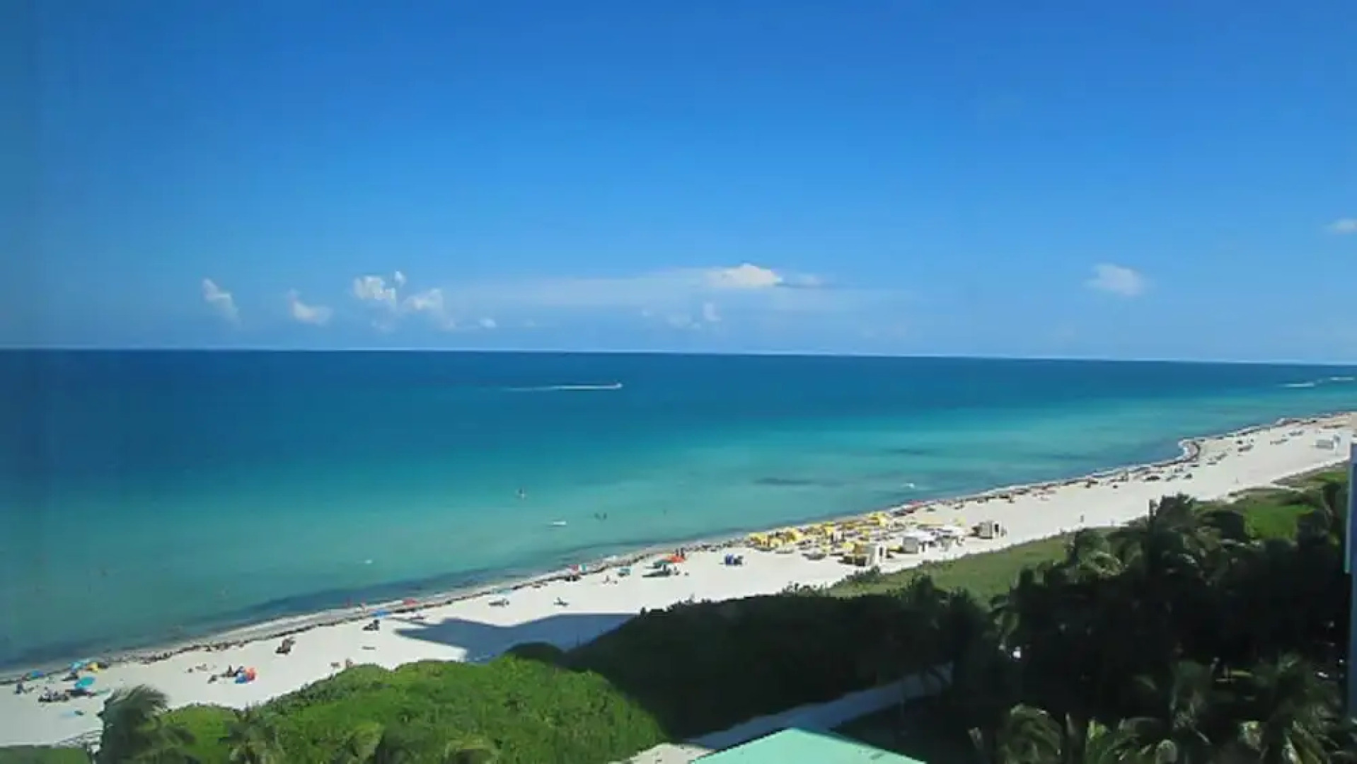 Strand Ocean Drive Suites