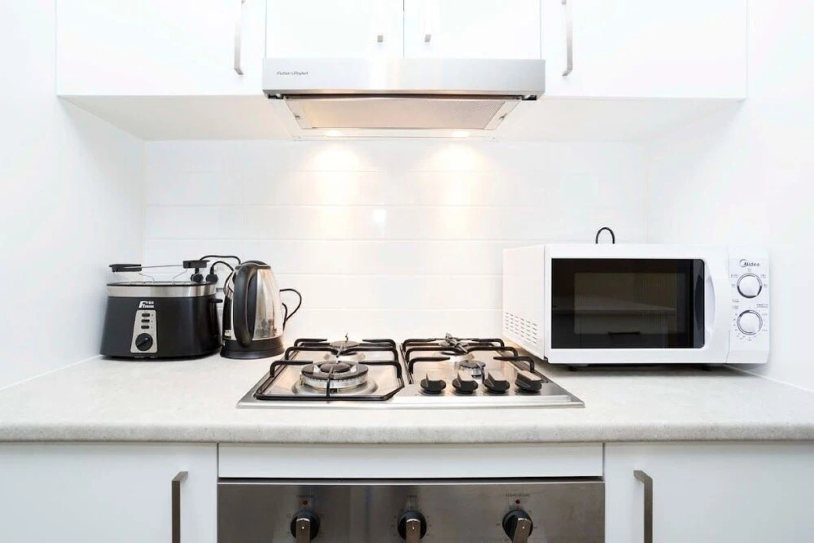 Designer Family Home on Golf Resort + Parking