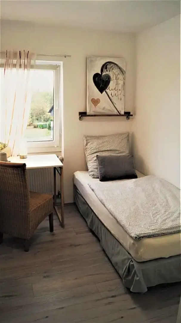 Lazarus Hotel & Restaurant