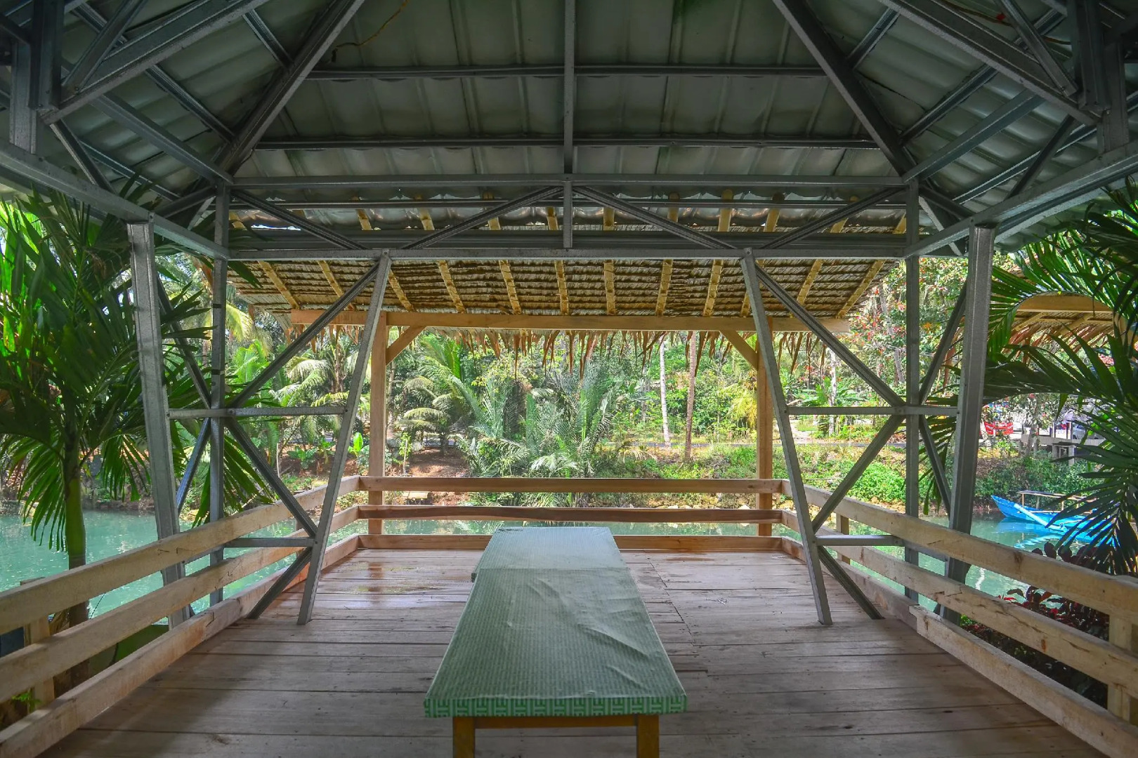 OYO 812 Hotel Tirta Bahari