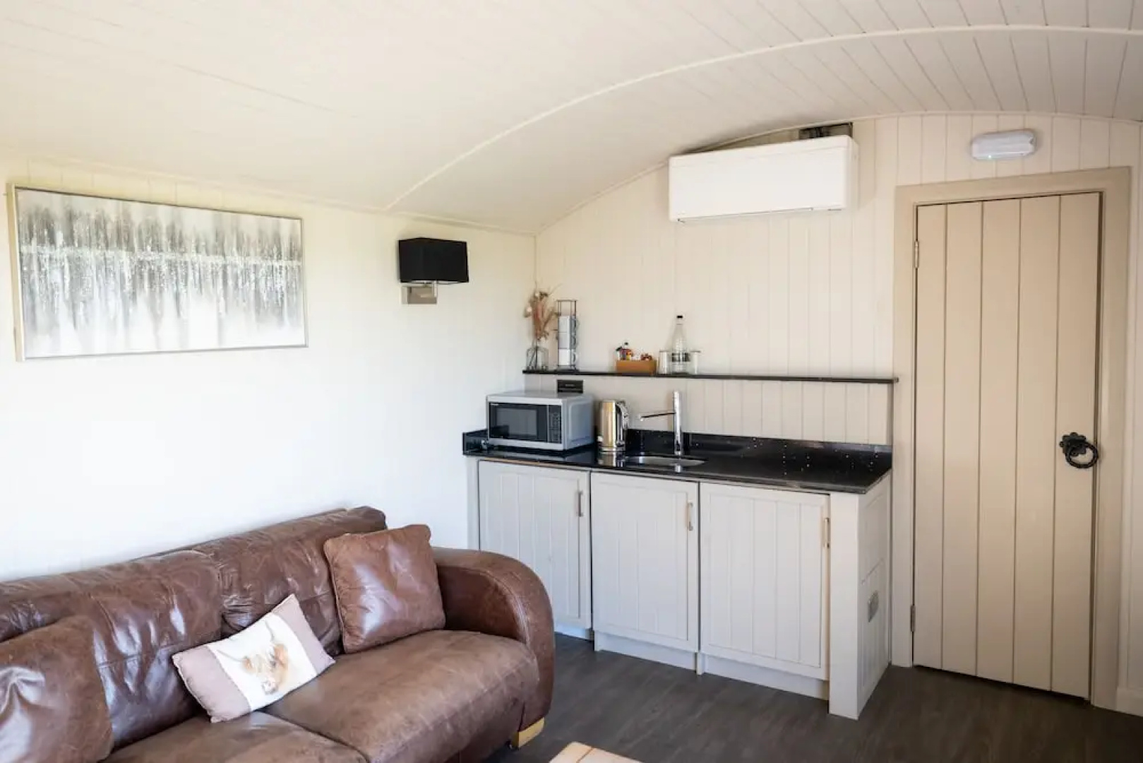 Coltsfoot Country Retreat