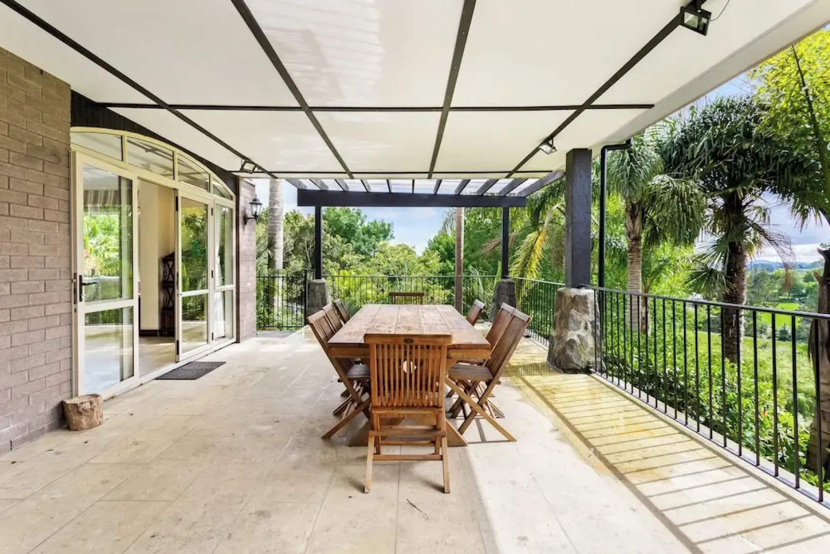 Countryside Zen Estate - Views and Pool