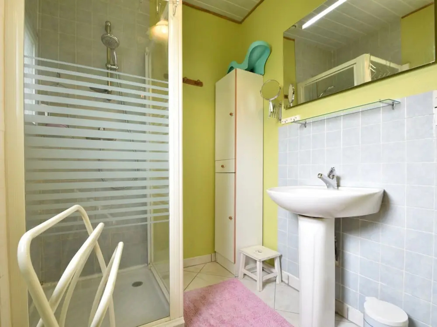 Cozy Holiday Home in Gourbesville France with Fireplace