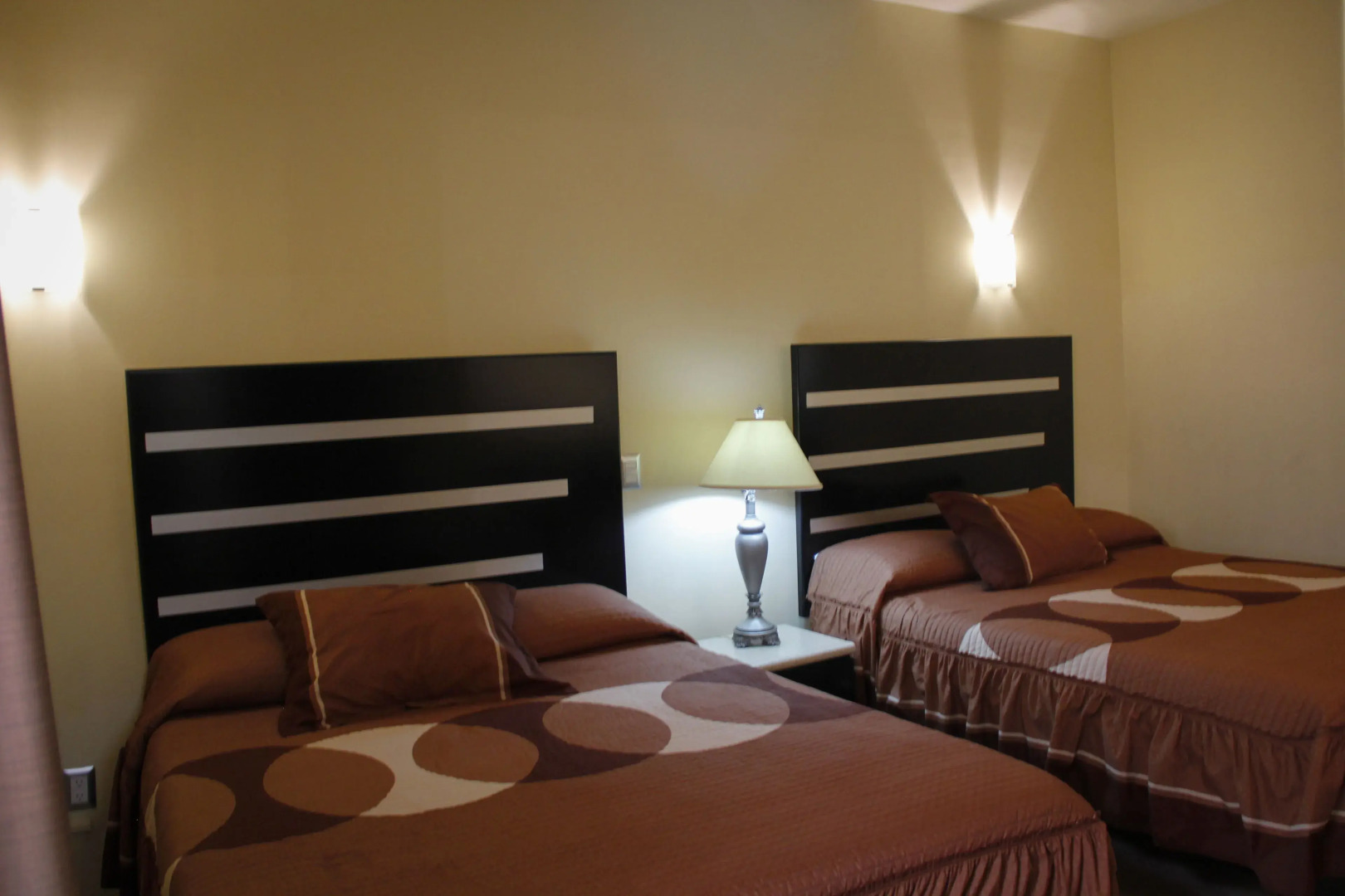 El Refugio de Don Carlos Hotel & Suites