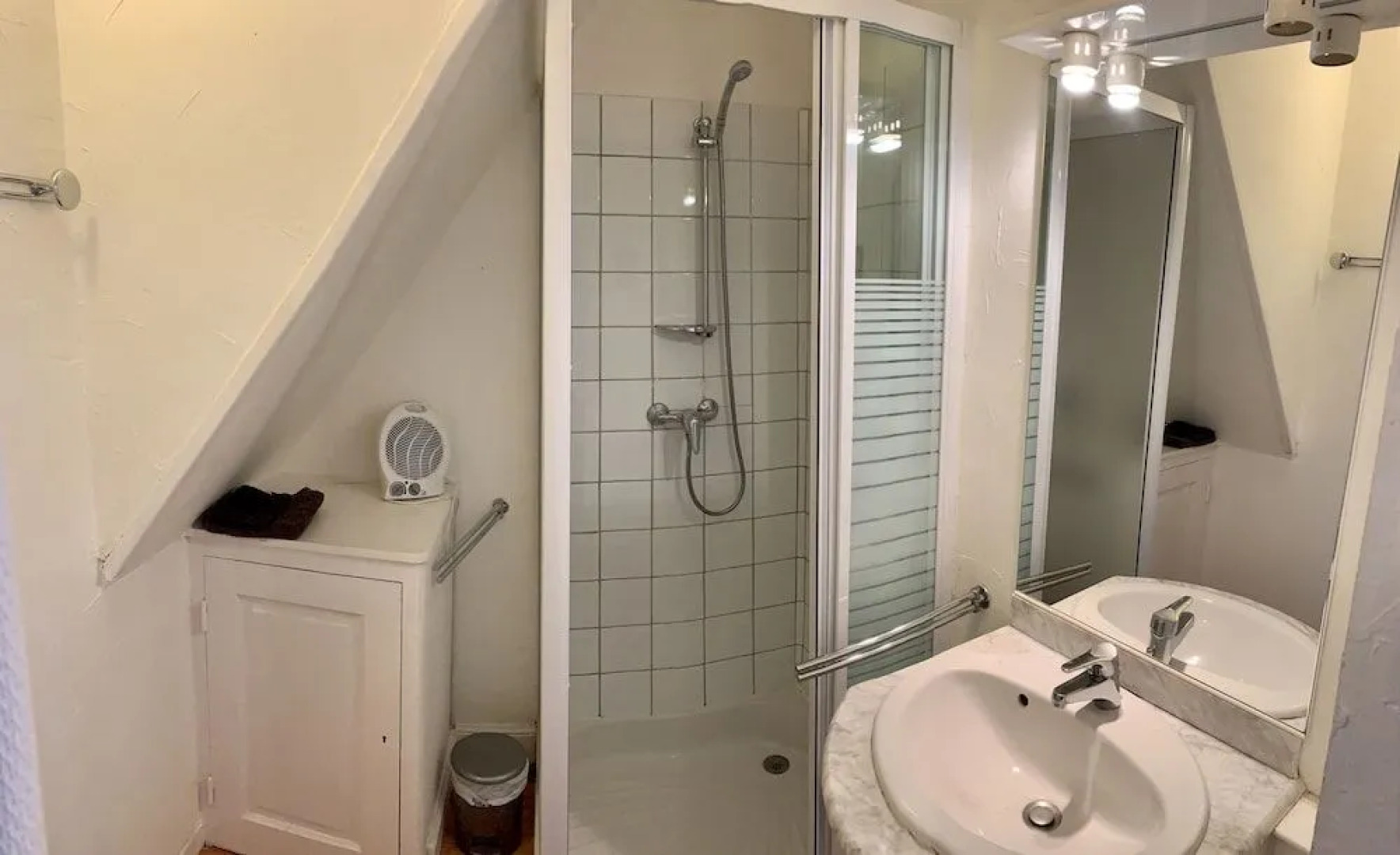 Manoir De Bois En Ardres