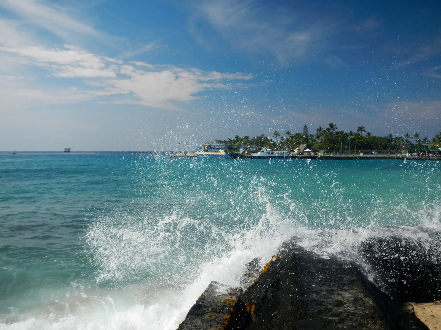 Holiday Inn Express Hotel & Suites Kailua-Kona by IHG