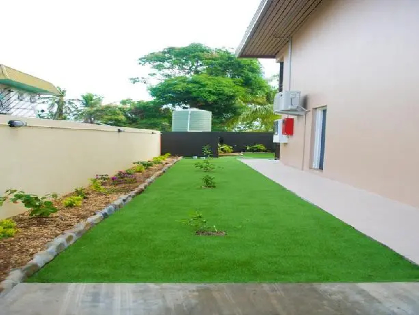 Hibiscus Residences