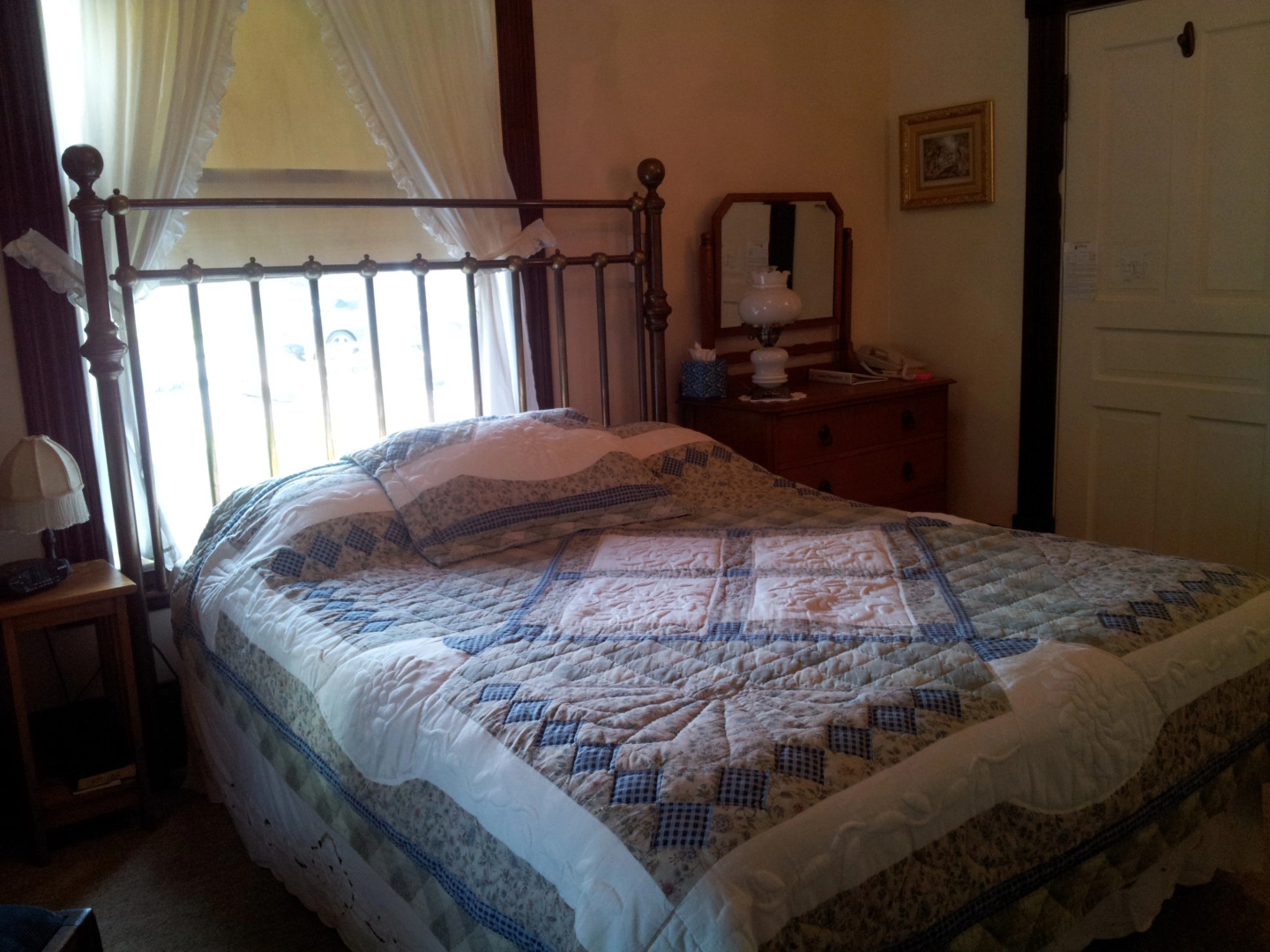 Captain's Inn at Moss Landing