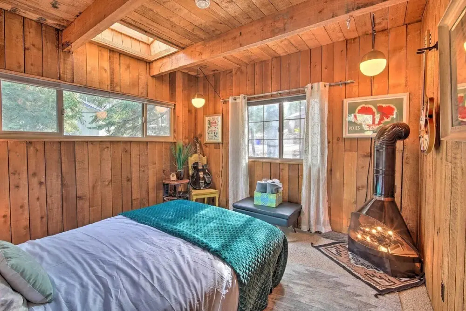 Cabin Vacation Rental: 4 Mi to Lake Arrowhead