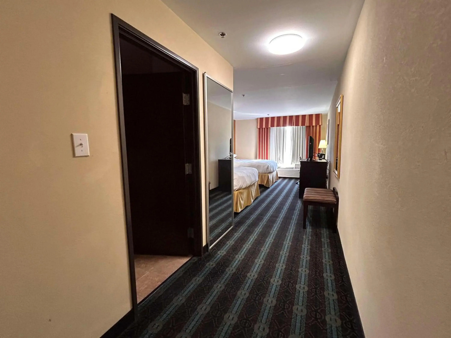 Express Inn Leesville Ft Johnson, SureStay Collection by BW