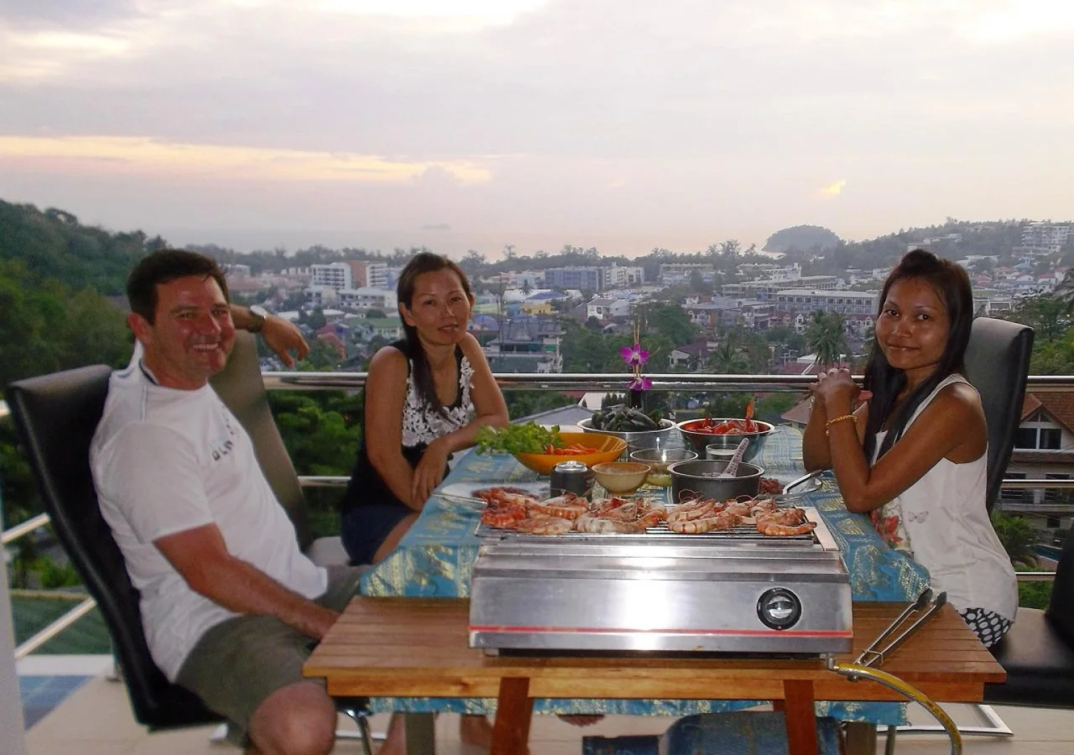 Mountain Seaview Luxury Apartments