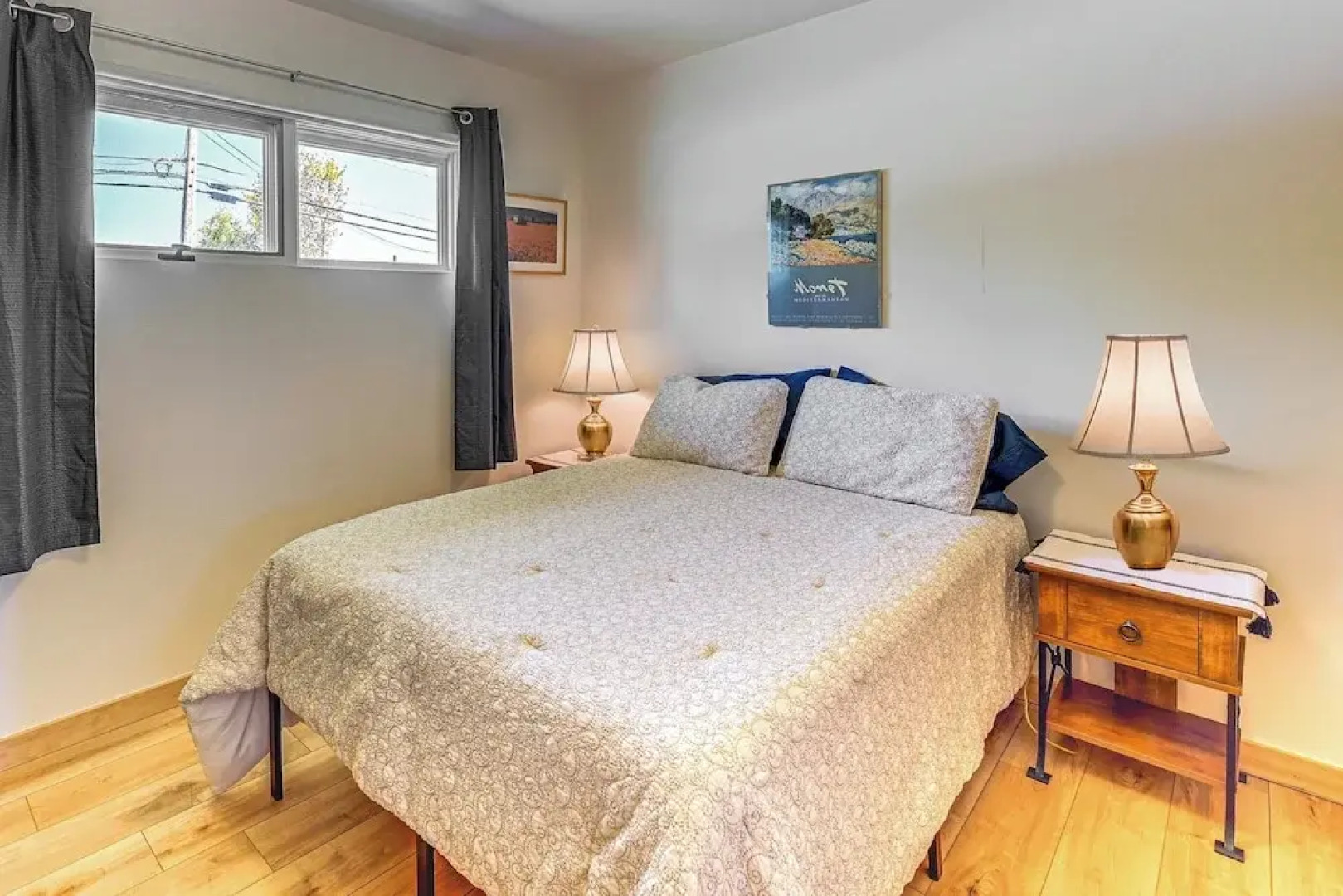 Walk to Flathead Lake: Airy Home w/ Mtn Views!