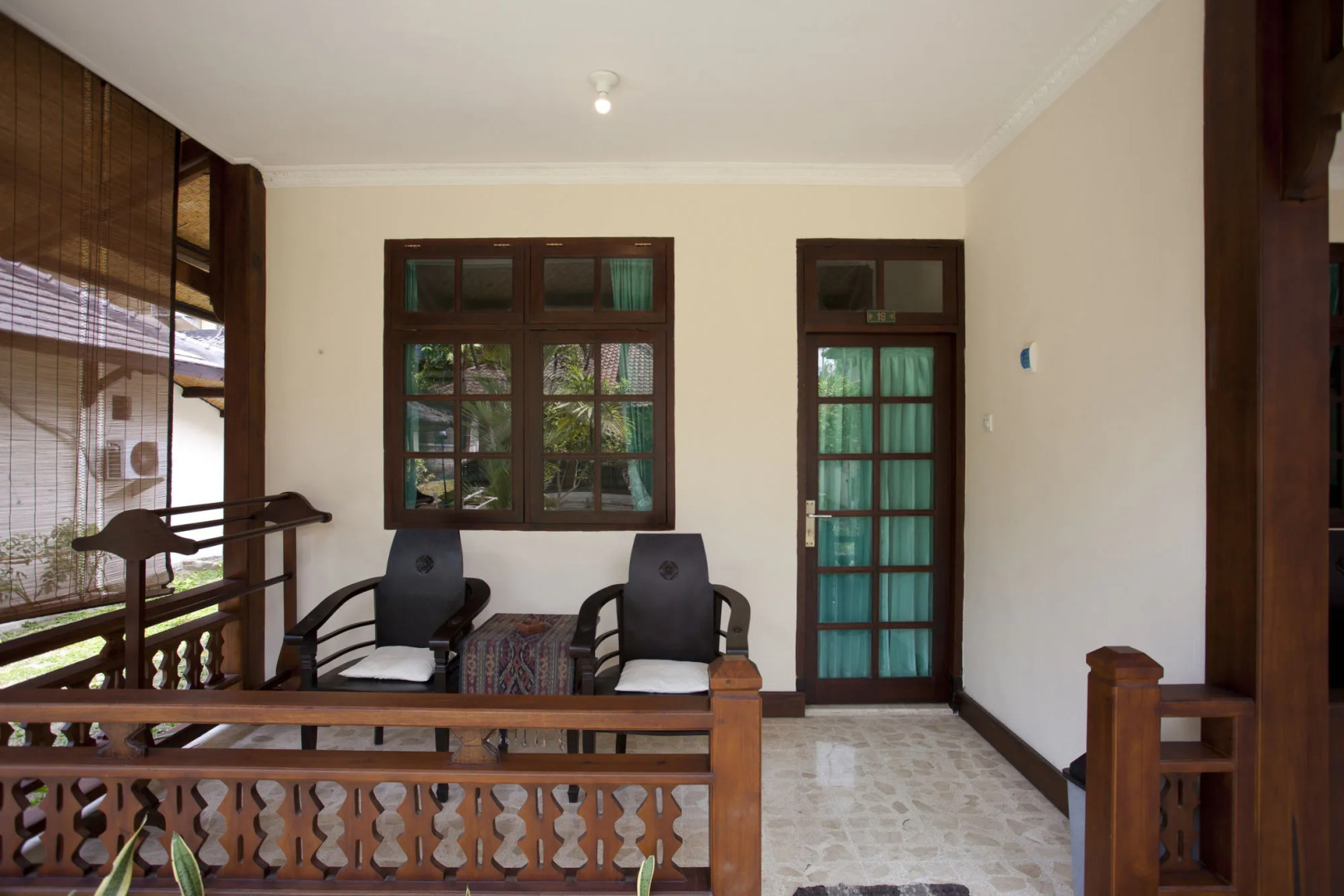 Batu Bolong Cottages