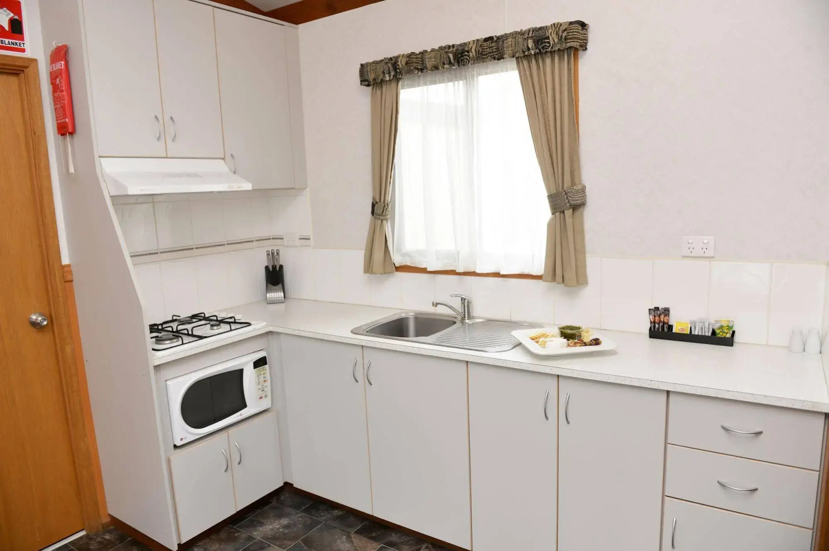 Riverside Cabin Park