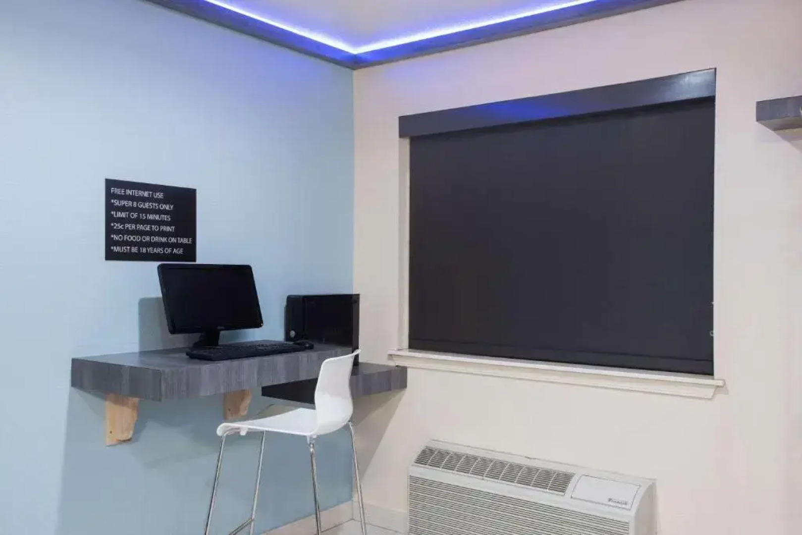 Super 8 Claremore OK