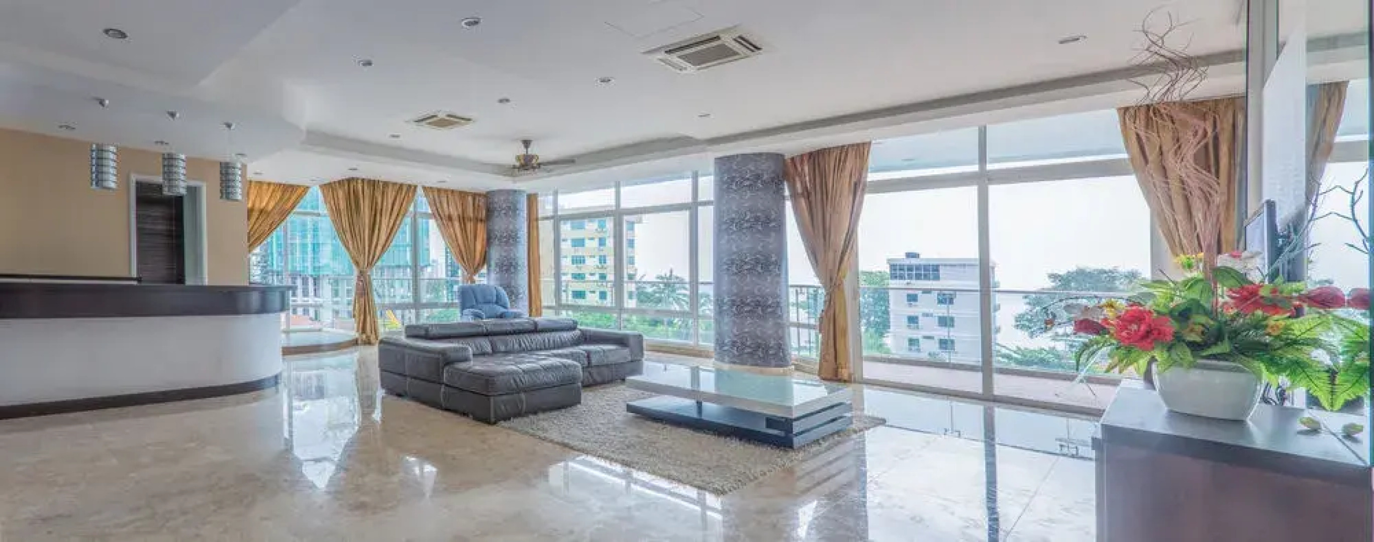 The Holiday Residence