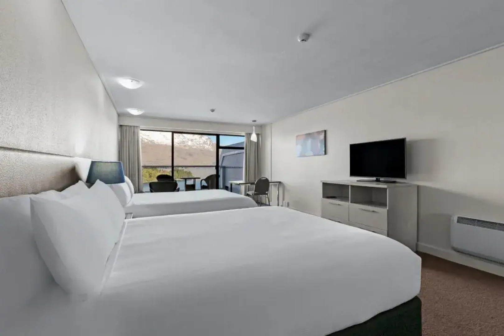 Copthorne Hotel & Apartments Queenstown Lakeview