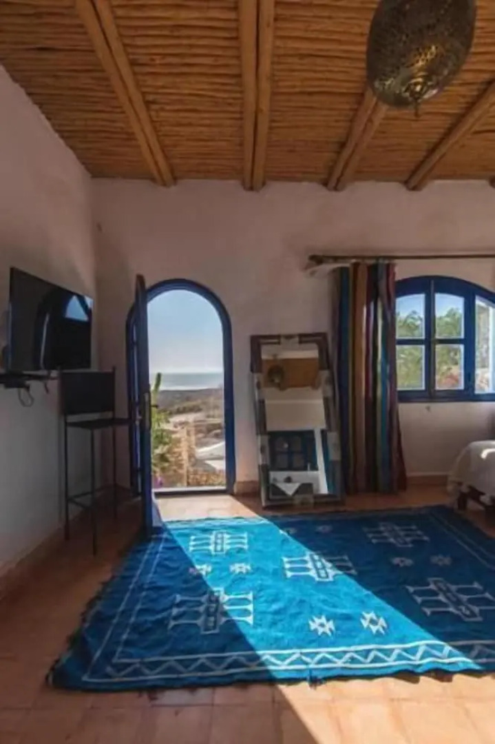 Room in Guest Room - Room in Villa L'air De La Mer