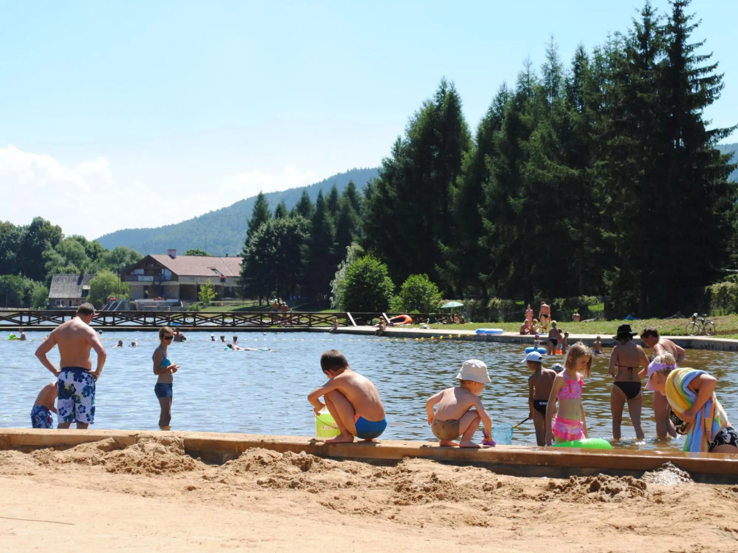 Luxurious Villa in Bozanov With Sauna