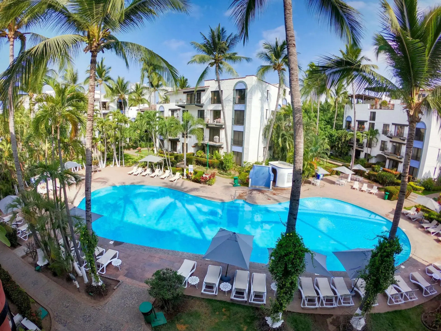 Puerto de Luna Pet Friendly & Family Suites Hotel