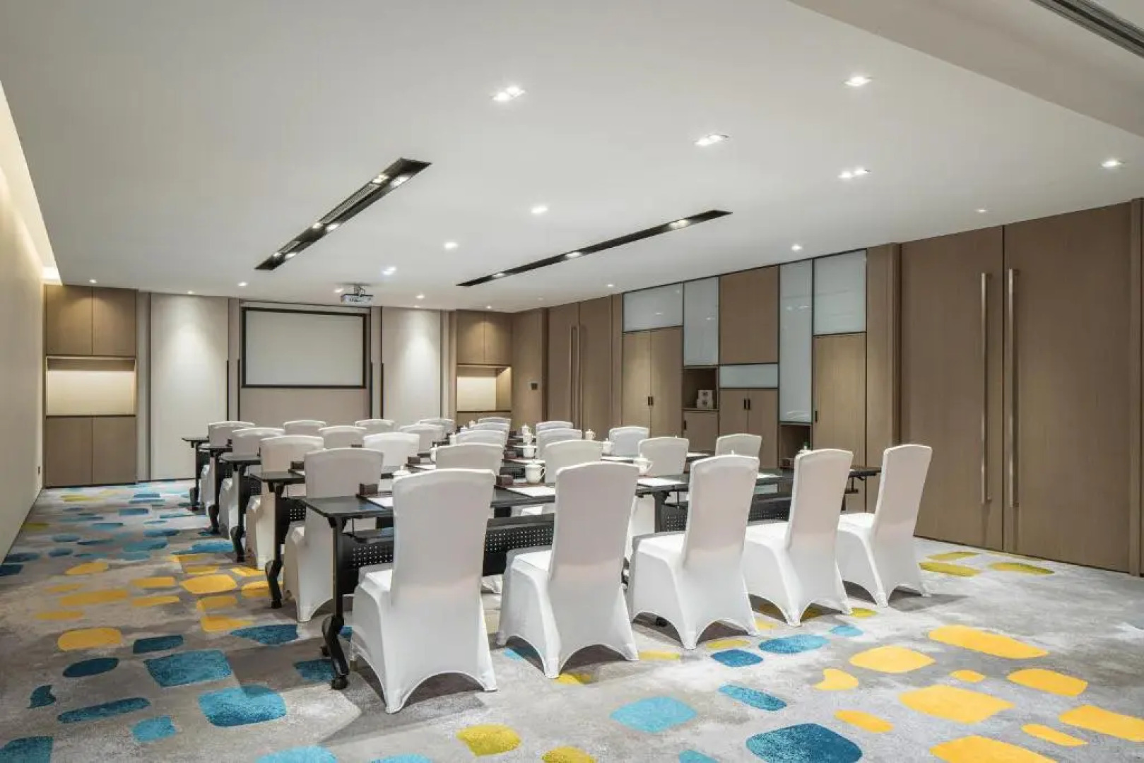 Holiday Inn Resort Maoshan Hot-Spring by IHG