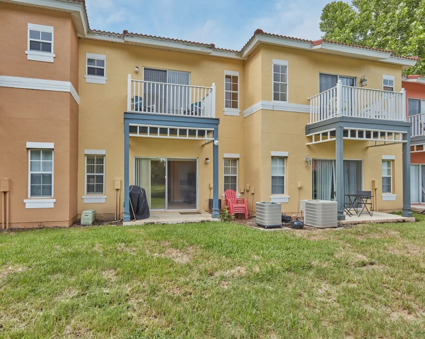 Redawning Crystal Cove Loop Apartment