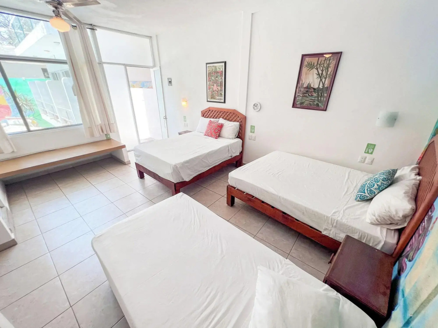 ITH Sayulita Amazing Surf Hostel