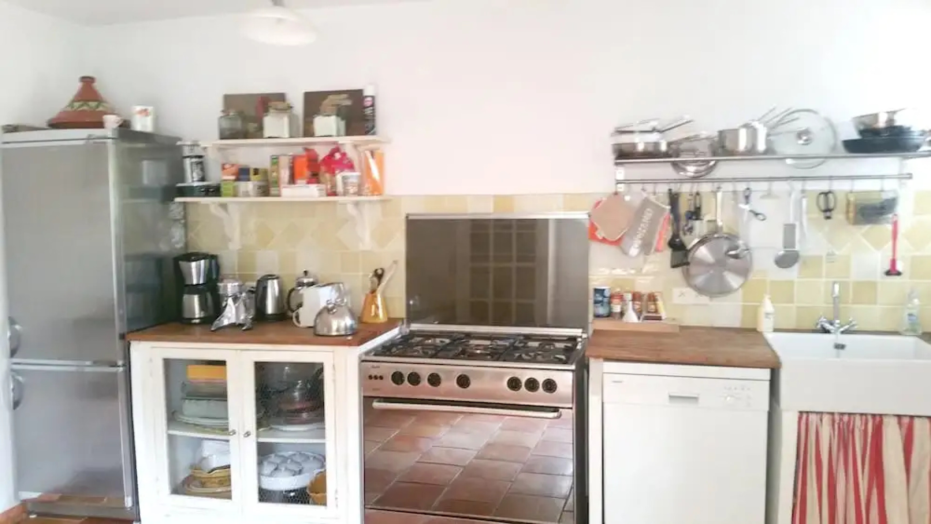 House With 3 Bedrooms in Six-fours-les-plages, With Enclosed Garden an