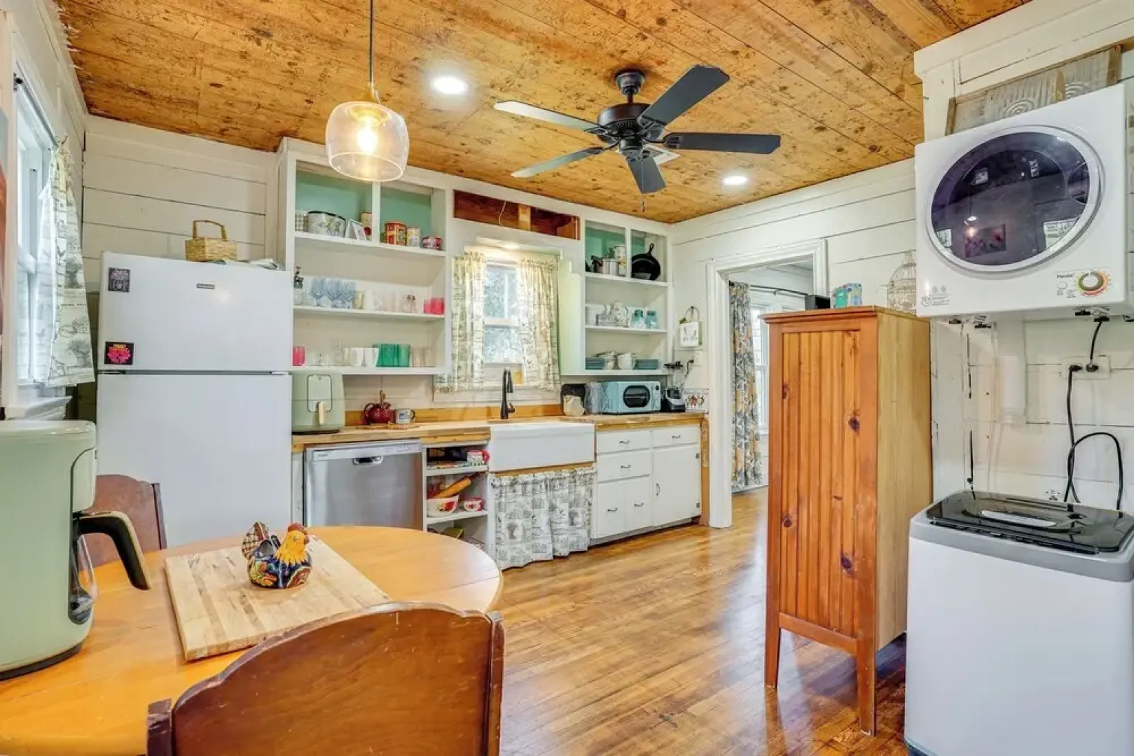 4 Mi to Dinosaur Valley: Rustic Glen Rose Cottage!