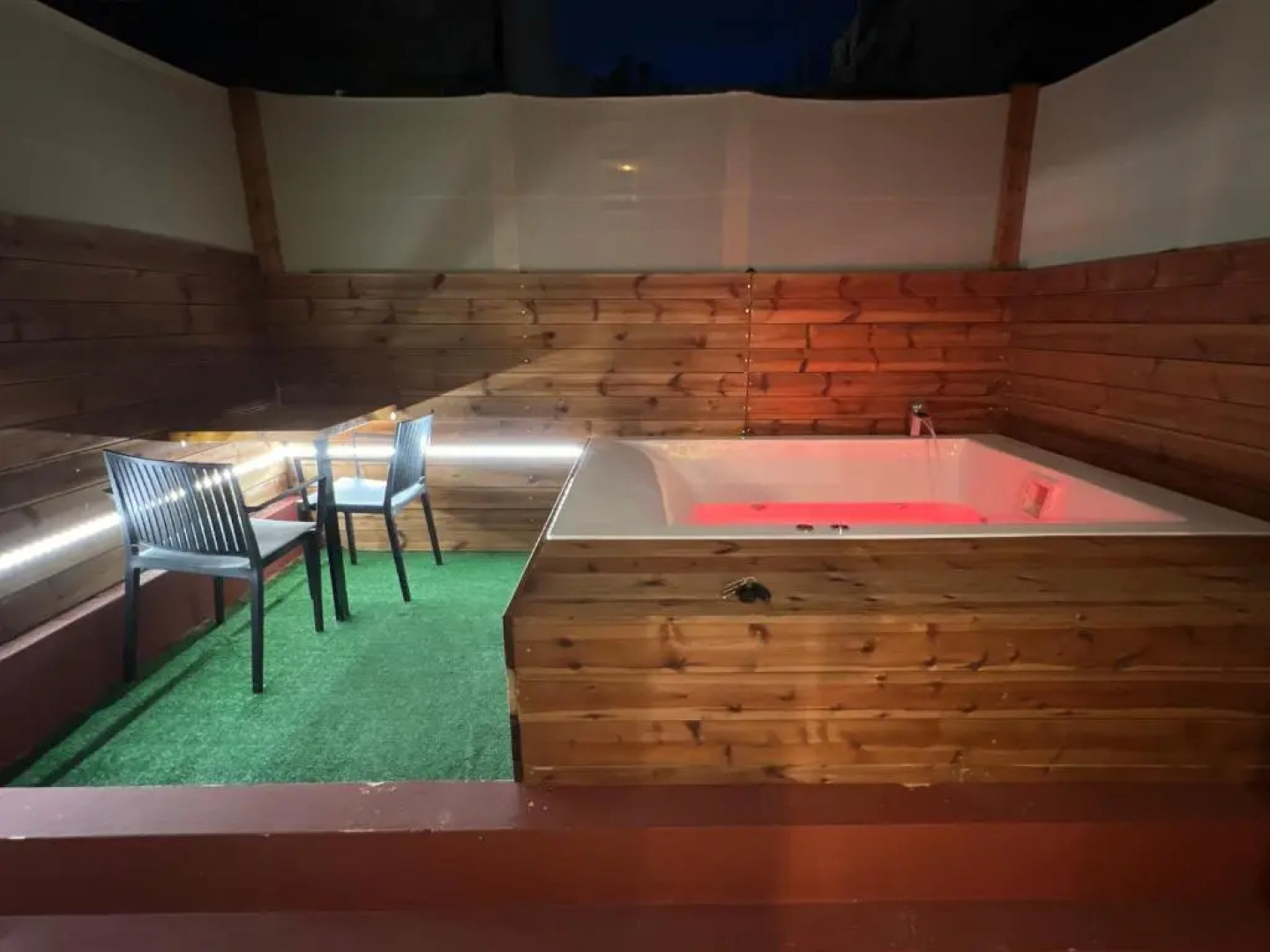 Luxury studio with SPA close to athens airport