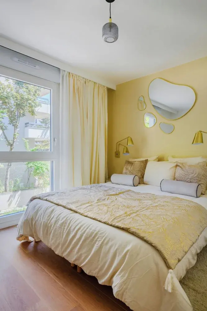 Paris West Elegant residence