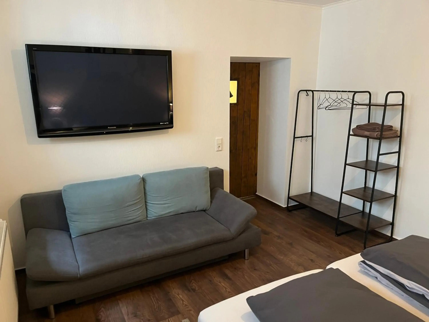 Der Sachsenhof - Zentral gelegene Ferienwohnung direkt am Markt und Kirche