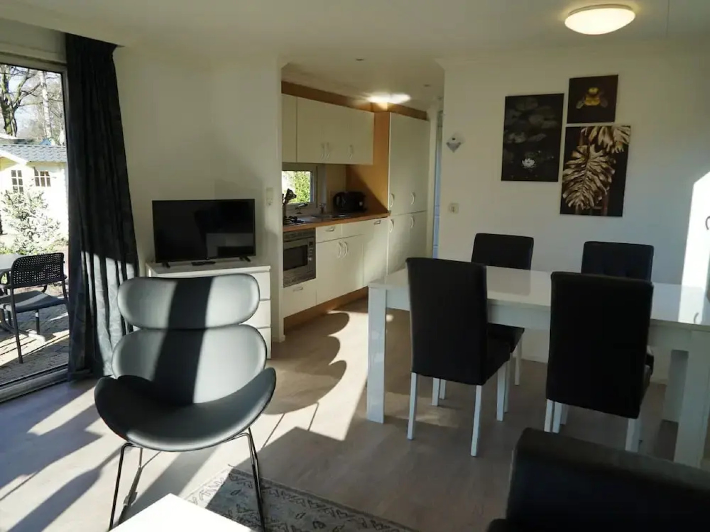 Chalet in a Residence Near sea