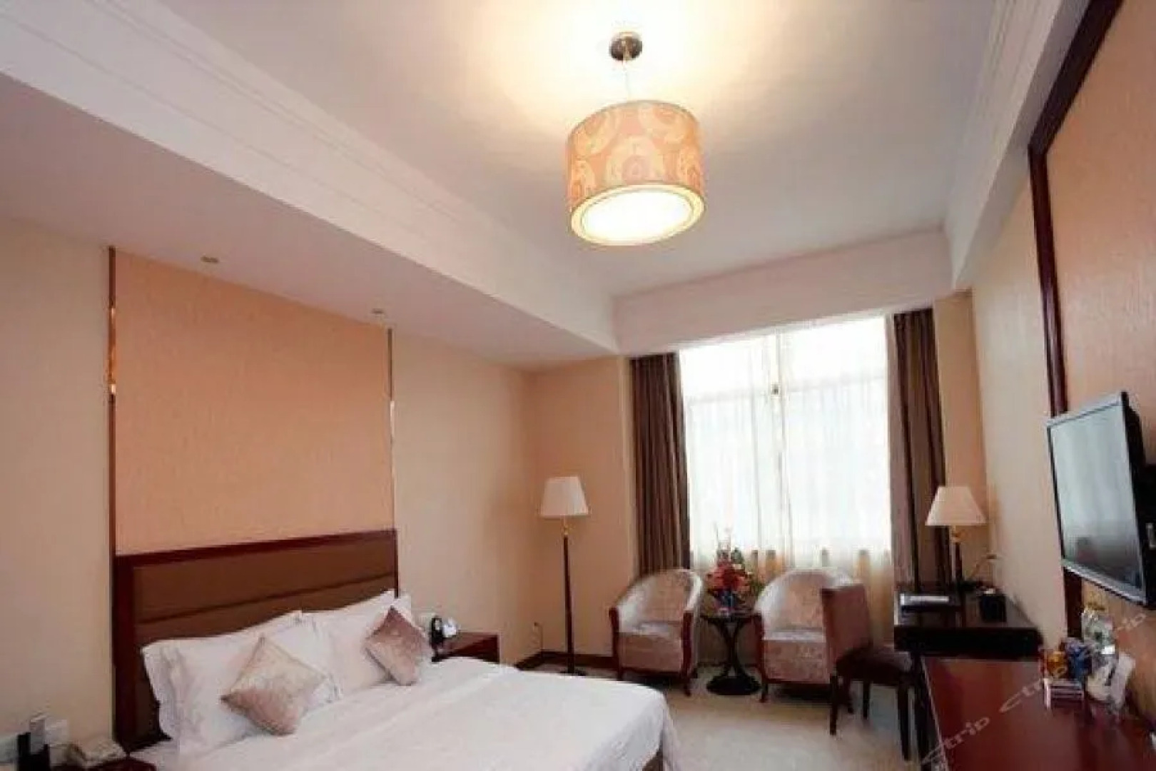 Xiangjun Huatian Commerce