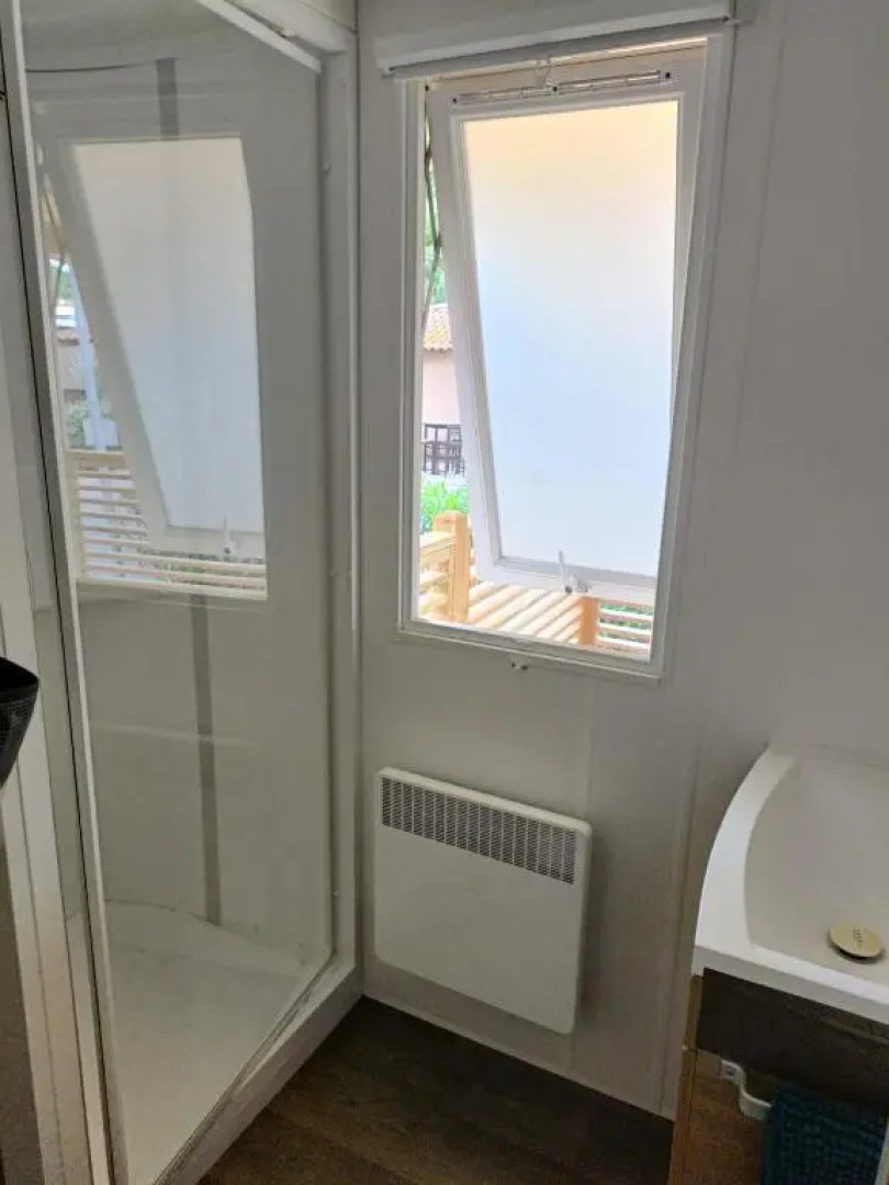 Mobil-home camping 4 étoiles La carabasse Vias