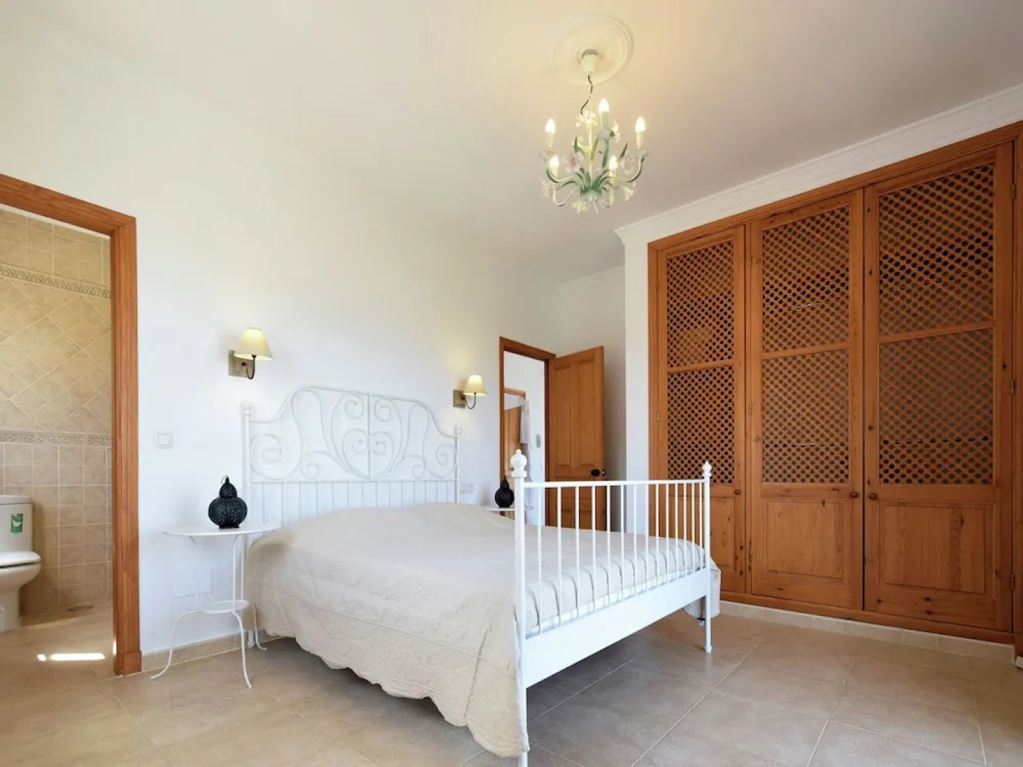 Spacious Villa With Private Pool and Stunning Views Near Iznájar