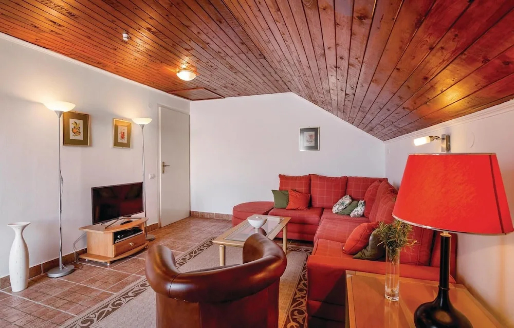 Beautiful Home in Njivice With Wifi and 2 Bedrooms