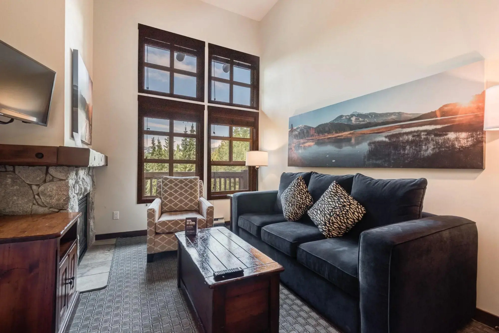 Blackcomb Springs Suites by CLIQUE