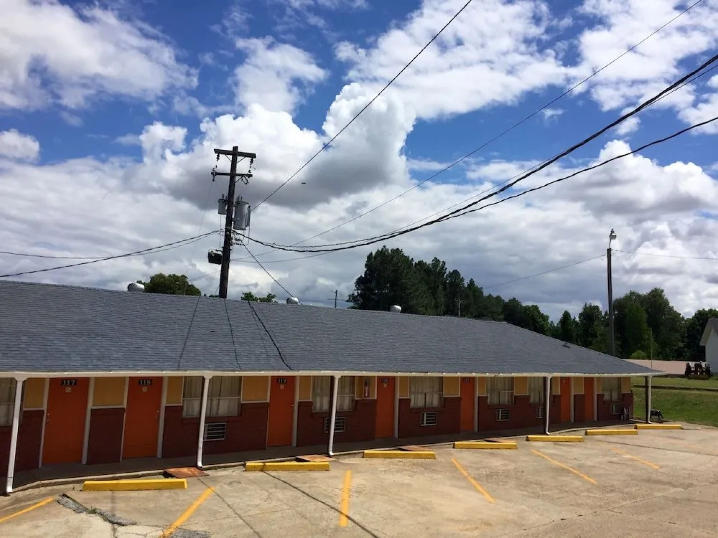 Linwood Motel