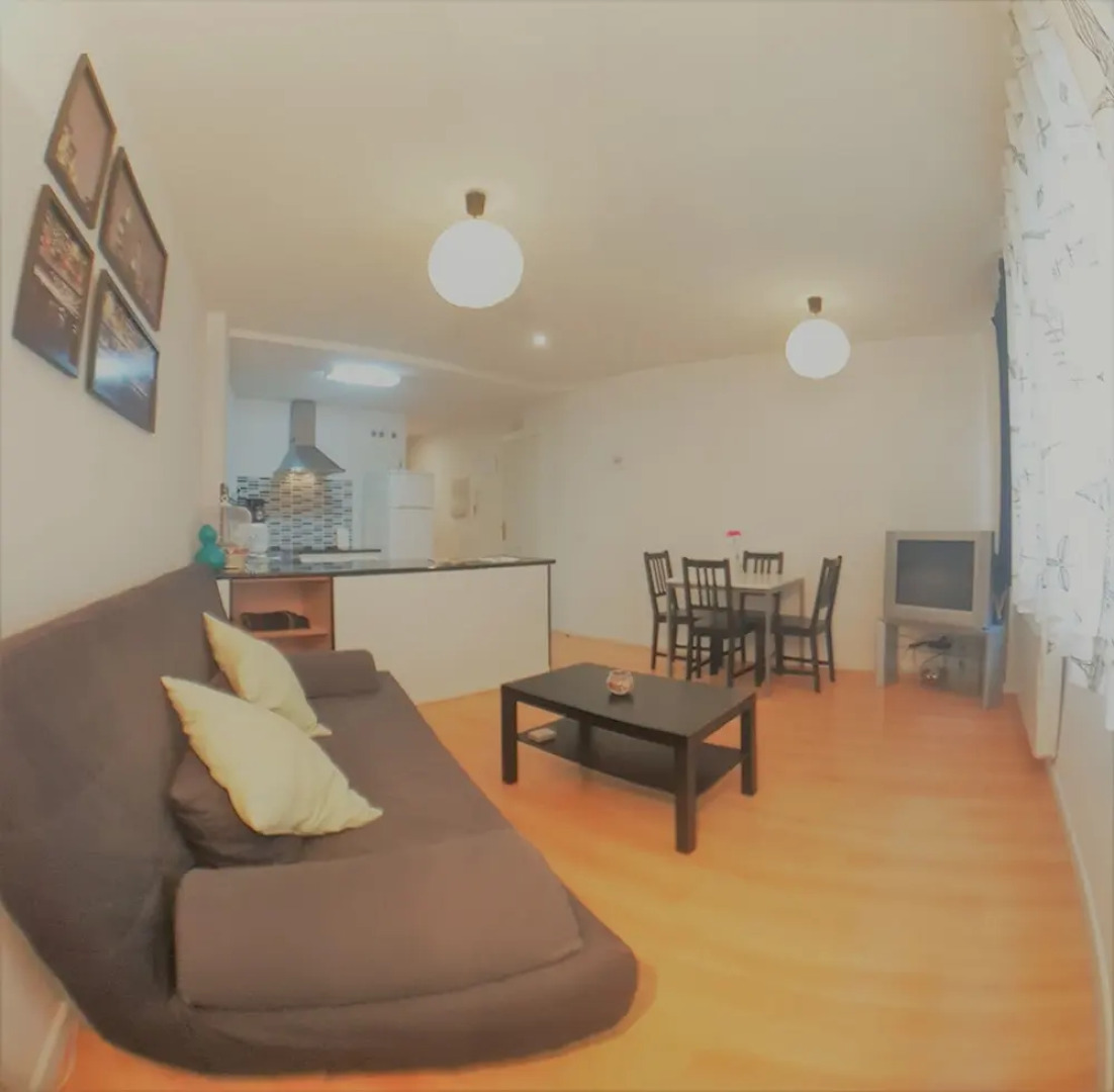 Apartamentos Turísticos La Golondrina