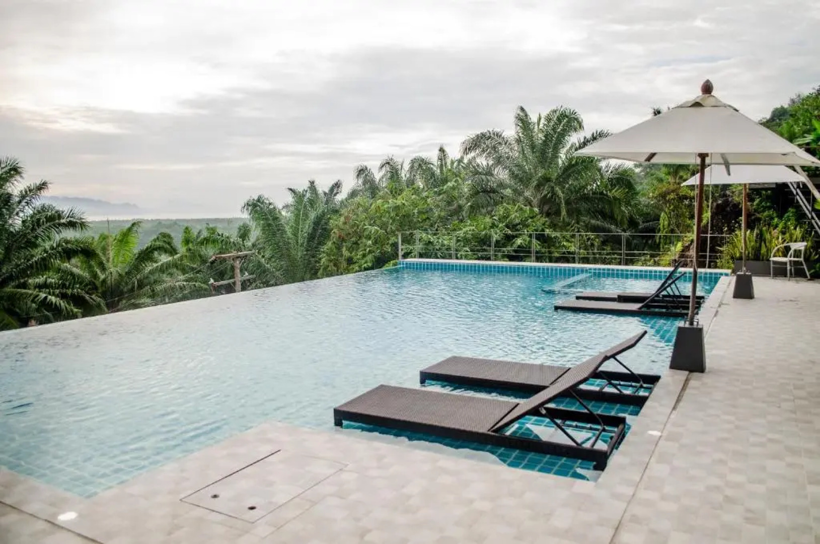 Ao Luek Panoramic Pool Villa