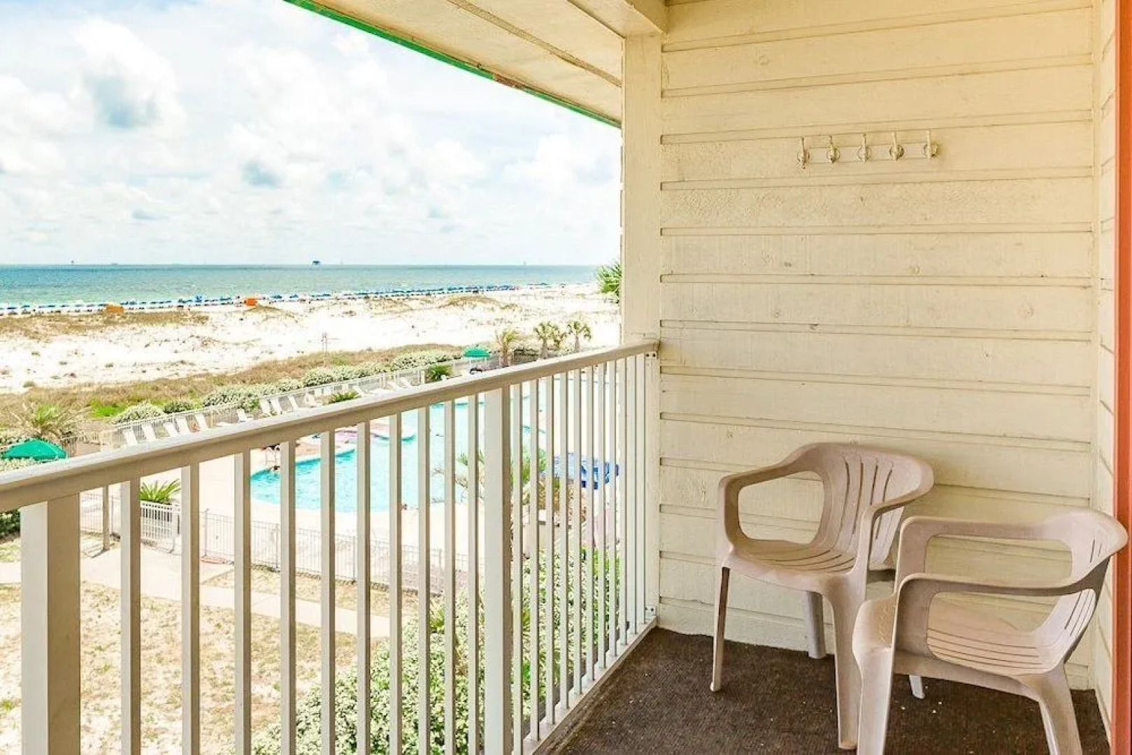 Gulf Front Condo with Private Balcony by RedAwning